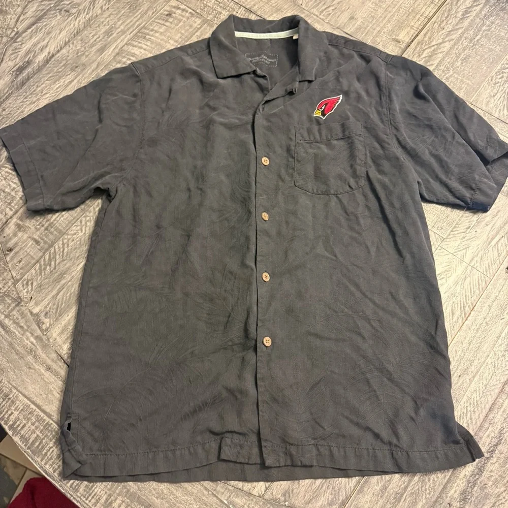Tommy Bahama Black Silk Embroidered Arizona Cardinals Button Up Shirt Size Small - Picture 3 of 6